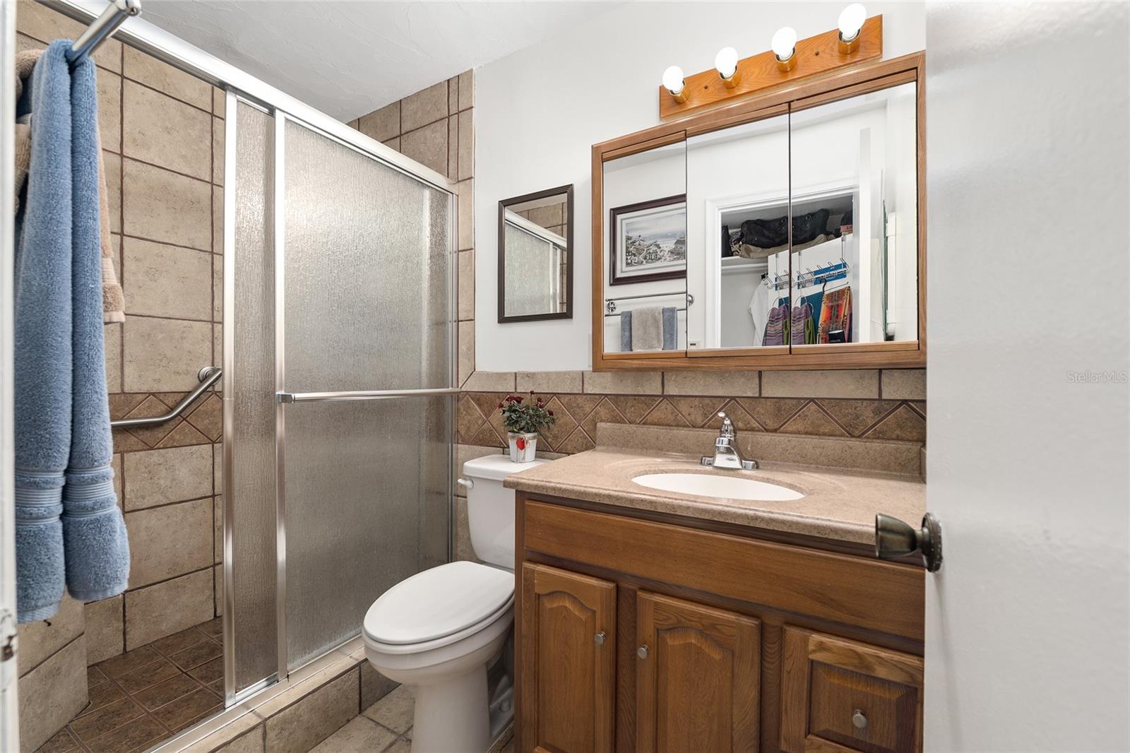 BIVENS LAKE ESTATE S - Residential