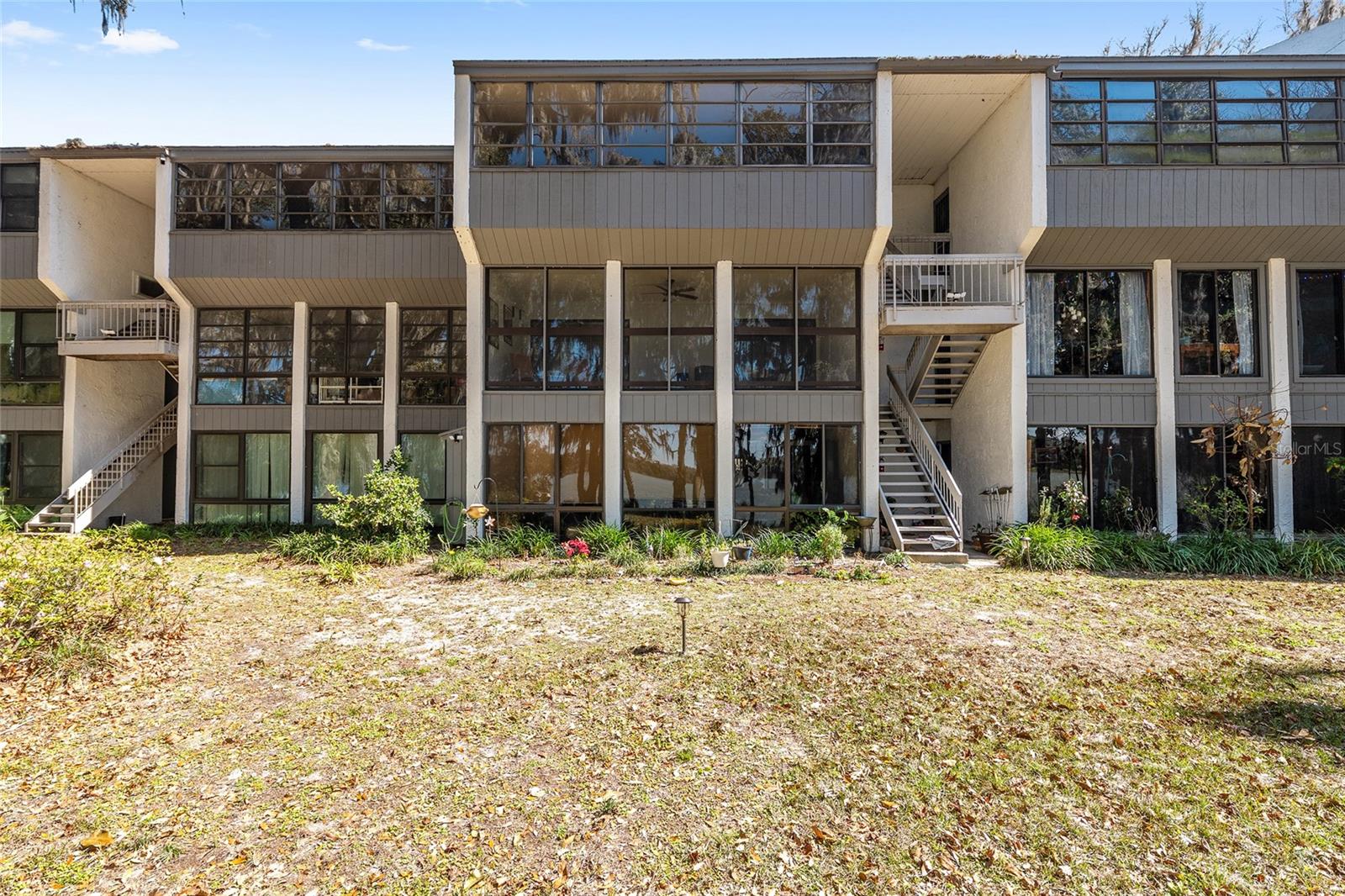 BIVENS LAKE ESTATE S - Residential