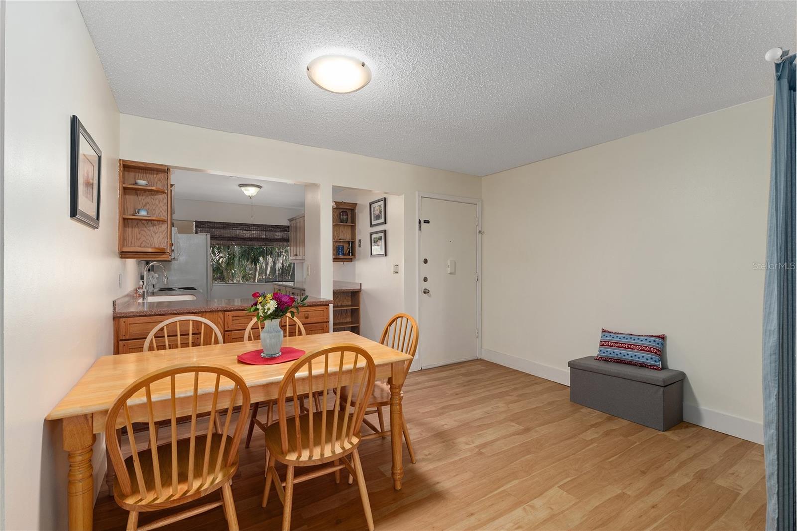 BIVENS LAKE ESTATE S - Residential