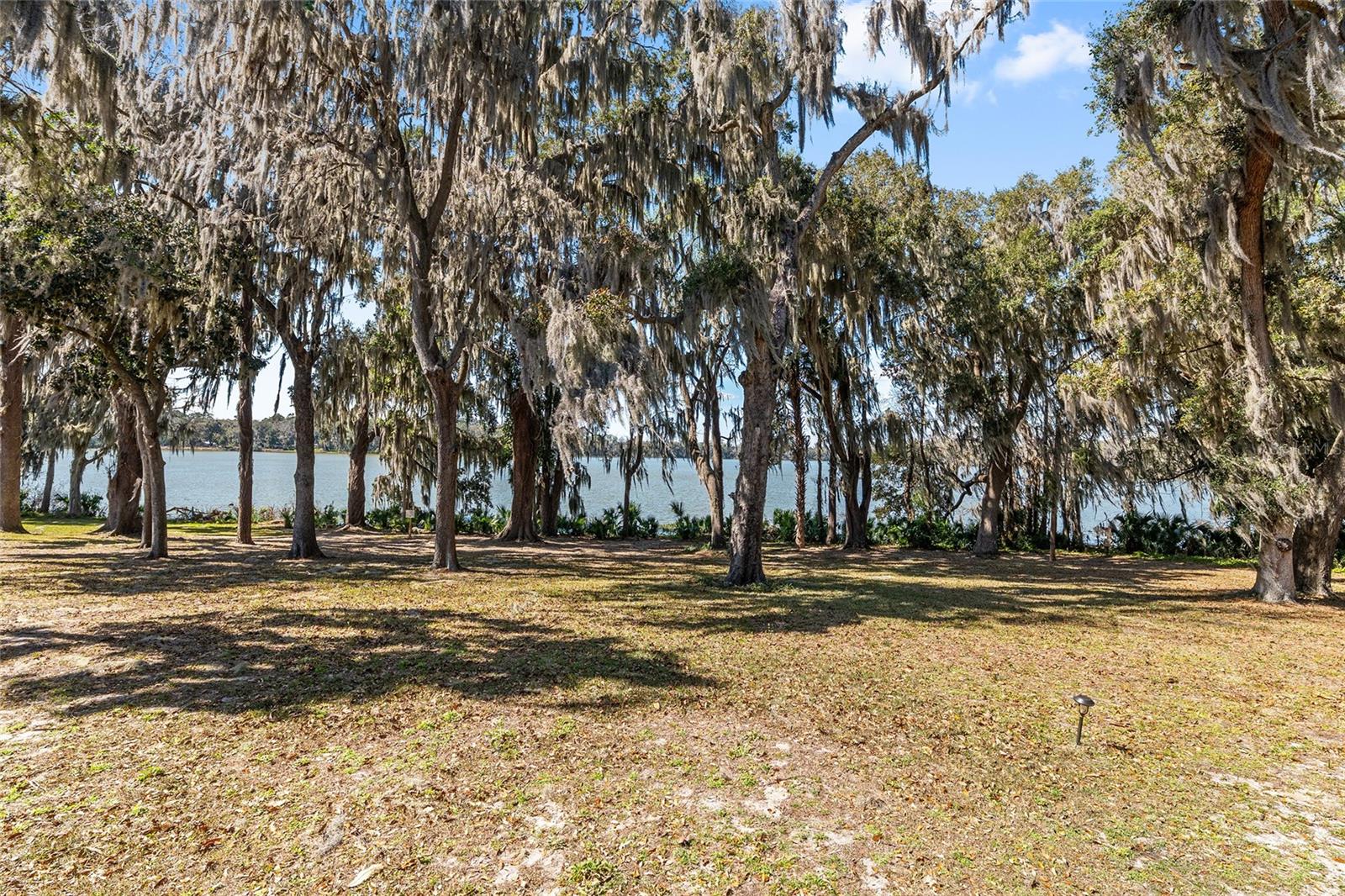 BIVENS LAKE ESTATE S - Residential