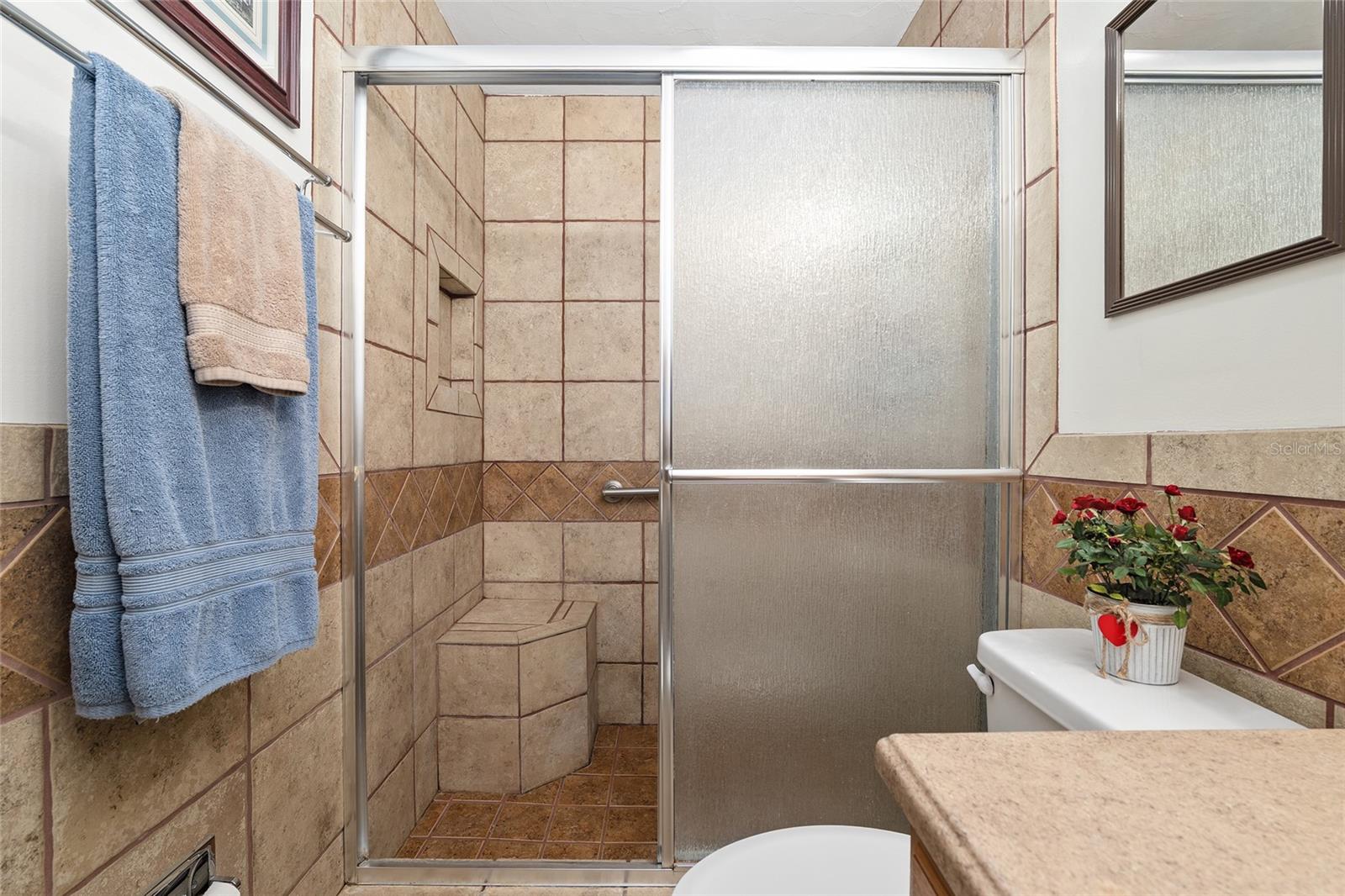 BIVENS LAKE ESTATE S - Residential