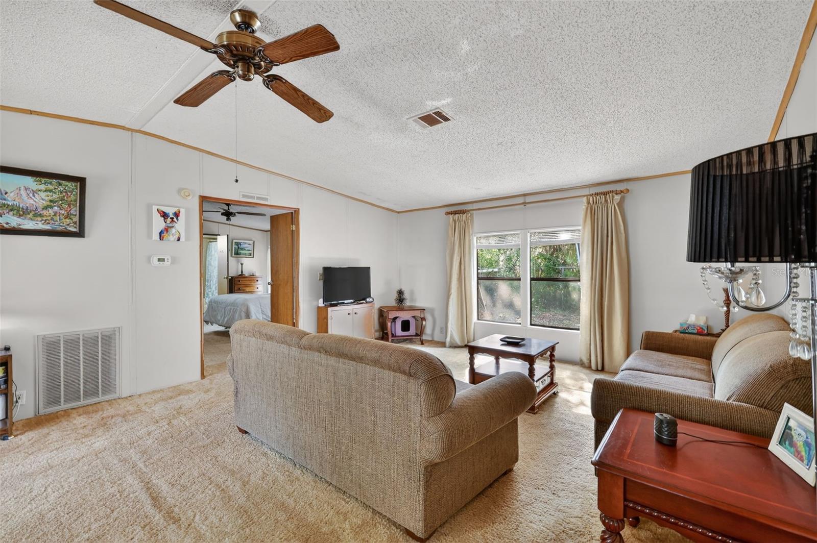 TAVARES RESTHAVEN MOBILE HOMES - Residential