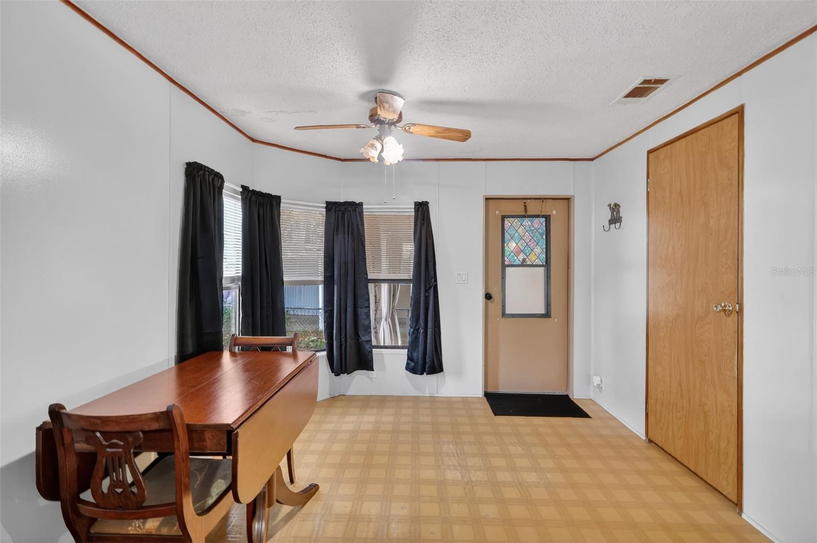 TAVARES RESTHAVEN MOBILE HOMES - Residential