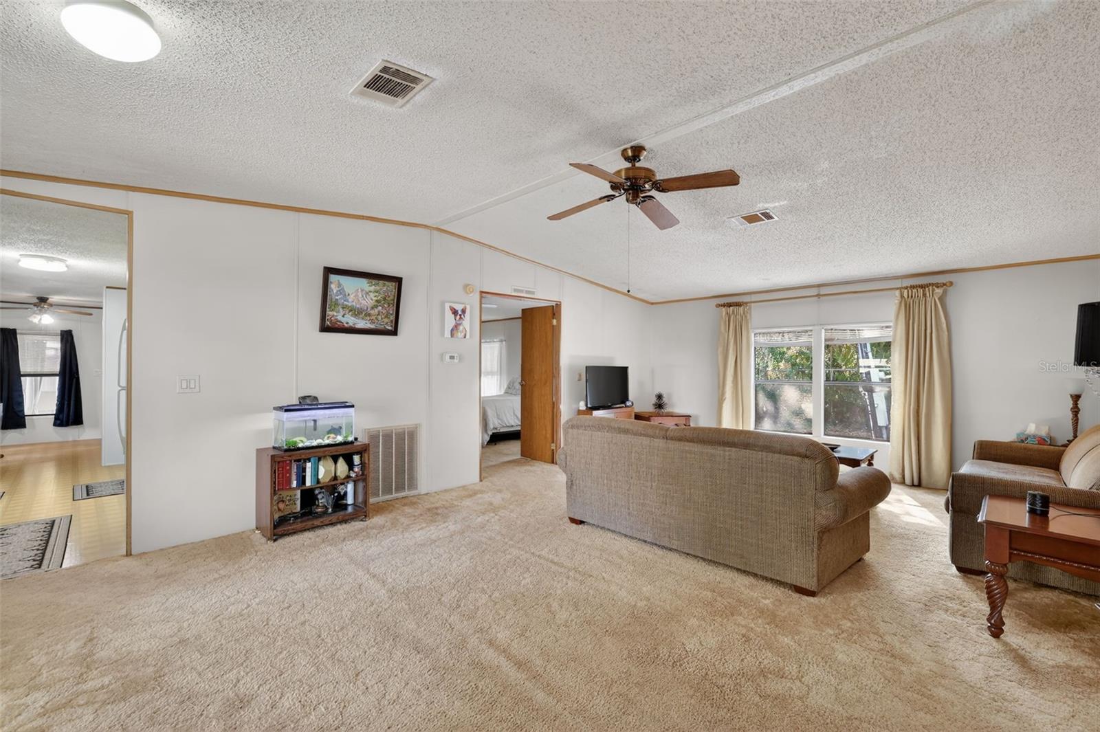 TAVARES RESTHAVEN MOBILE HOMES - Residential