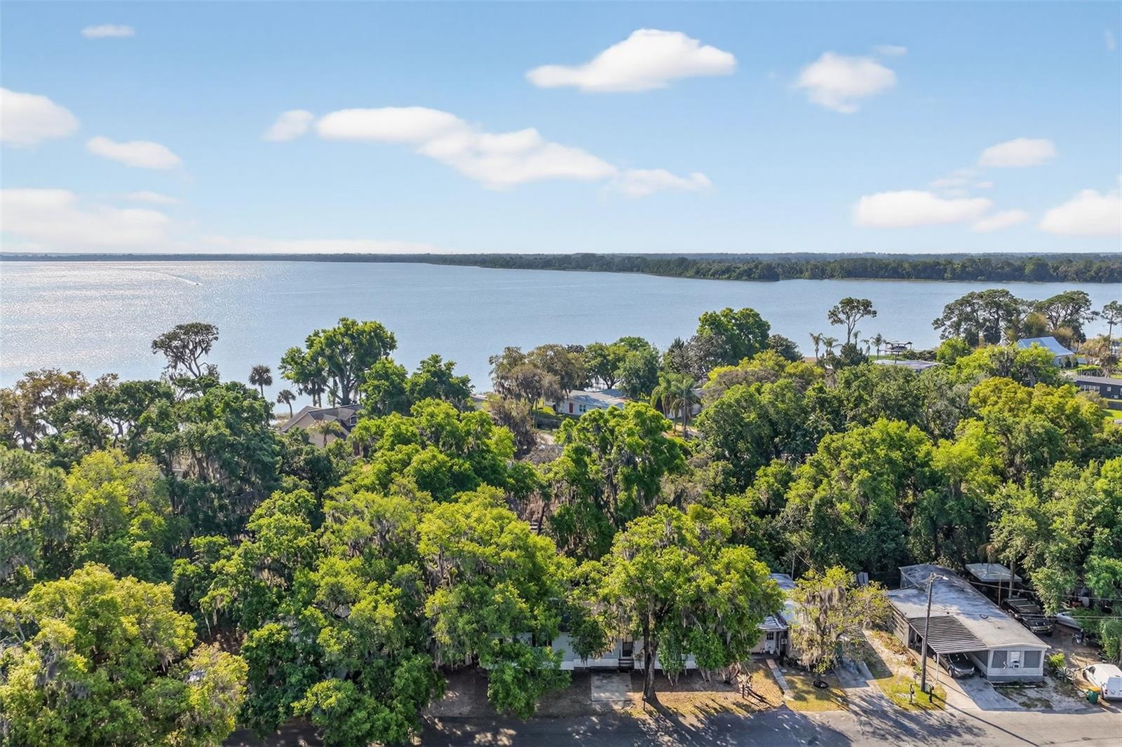 TAVARES RESTHAVEN MOBILE HOMES - Residential