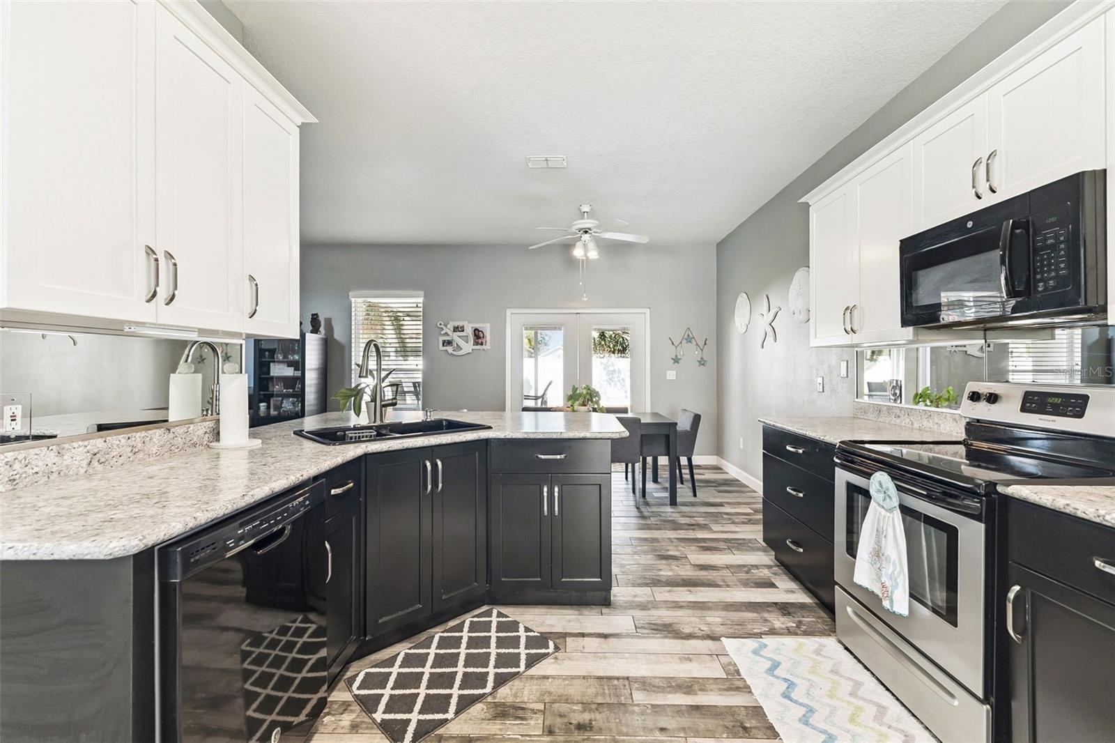 VINEYARDS LTS 01-41 - Residential