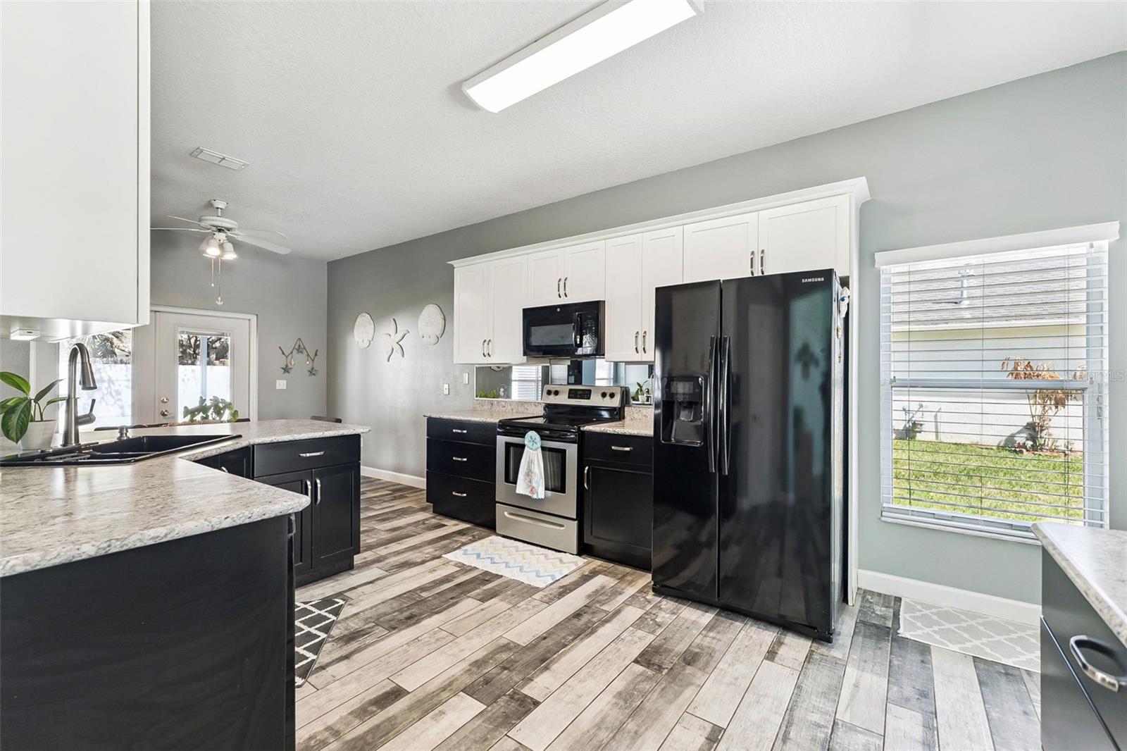 VINEYARDS LTS 01-41 - Residential