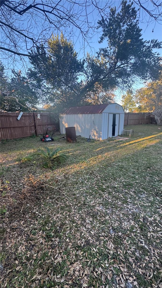 DELTONA LAKES UNIT 72 - Residential