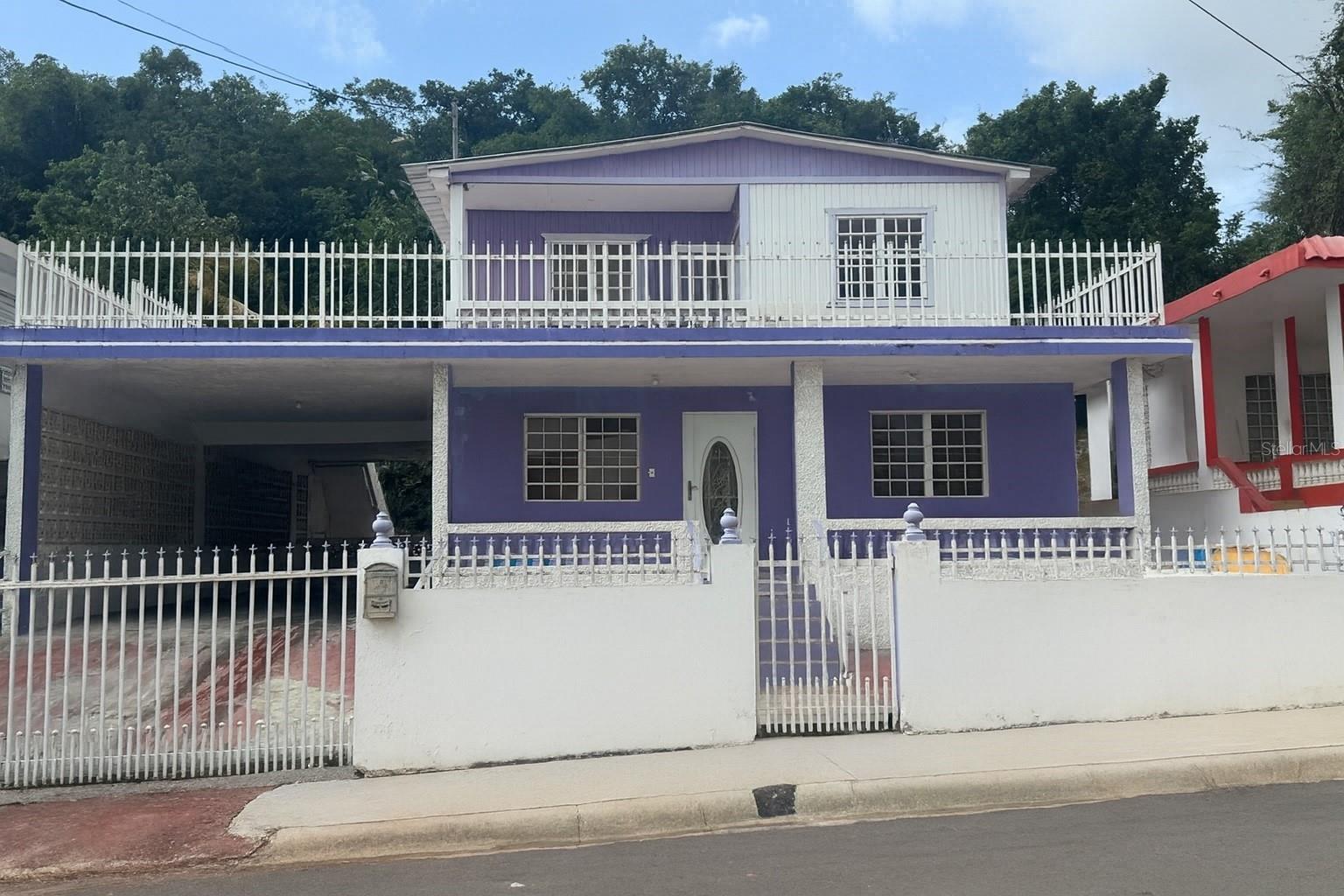 ?? Cash-Only Investment Opportunity in Aguadilla – Urbanización Vista Verde!
?? Priced to move and packed with potential, this multifamily property in Urbanización Vista Verde, Aguadilla, is an opportunity for investors looking to renovate, rent, or flip. Located just off Road #2 and minutes from top destinations like Crashboat Beach, BQN Airport, and Isabela Walmart, this one won’t last.
?? Property Overview:
Mixed Construction:
First Floor: Solid concrete structure
Second Floor: Wood construction with a metal (zinc) roof
Total Living Area: 1,721 sq. ft. (approx.)
Layout:
First Floor: 3 bedrooms, 1 bathroom, living room, dining area, kitchen
Second Floor: 3 bedrooms, 1 bathroom, kitchen area (no cabinets or closets installed)
Covered front porch
Separate laundry area
Attached carport for two vehicules
?? Utilities:
Independent electrical meters for each level
Single water meter
Connected to public sewer system
??? Renovation-Ready – Maximize ROI:
The second floor requires upgrades, including bathroom improvements and installation of a kitchen and closet space. This is your chance to add value in a high-demand area with long-term income potential.
?? CASH SALE ONLY – No Conventional Financing
This property does not qualify for FHA, VA, or conventional loans. Only cash buyers or those using FHA 203(k) renovation loans will be considered.
?? Location, Location, Location – Key Nearby Attractions:
2 min from Road #2
10 min to Rafael Hernández (BQN) International Airport
12 min to Crashboat Beach
7 min to Downtown Aguadilla Plaza & Pueblo Supermarket
8 min to Aguadilla Bowling Alley & Aguadilla Ice Skating Arena
15 min to Survival Beach, Aguadilla Mall, and Ramey Base area
?? Perfect for:
Buy & Hold Investors seeking passive income
Flippers looking for strong resale value
House hackers wanting to live in one unit and rent the other
Short-Term Rental Operators capitalizing on the airport/beach proximity
?? Ready to renovate and earn? Contact me today to schedule a private showing and explore how this fixer-upper can fit your real estate portfolio goals!
