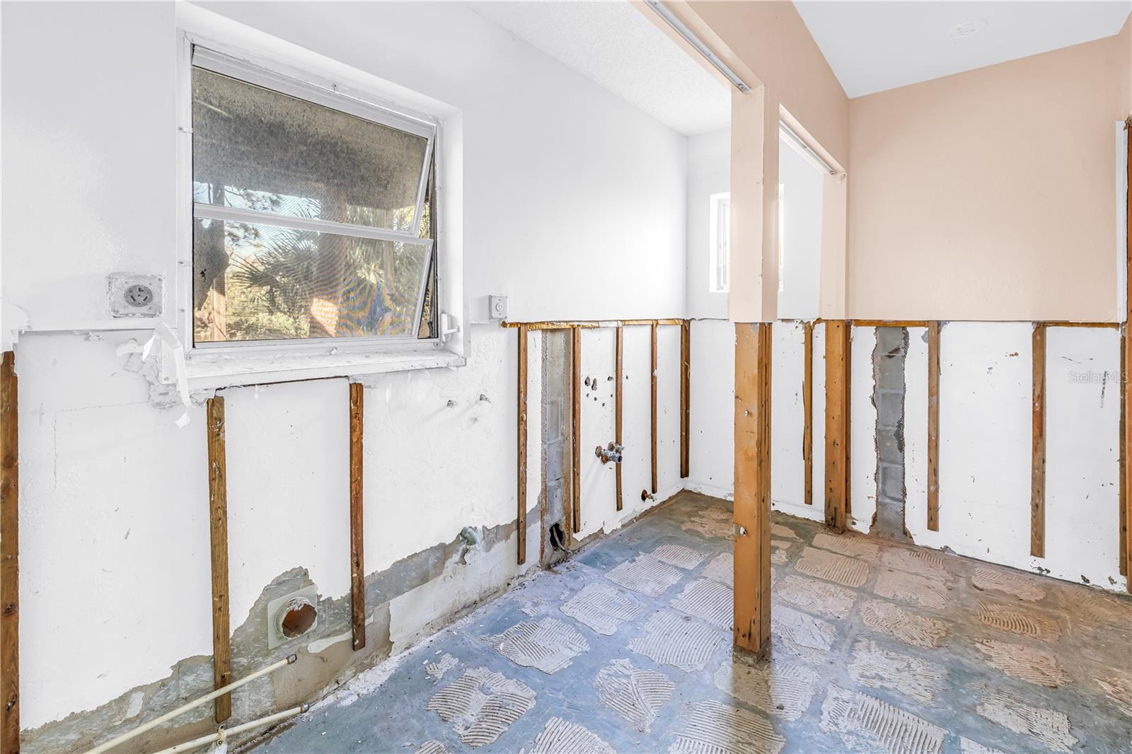 OCEAN BEACH REP - Residential