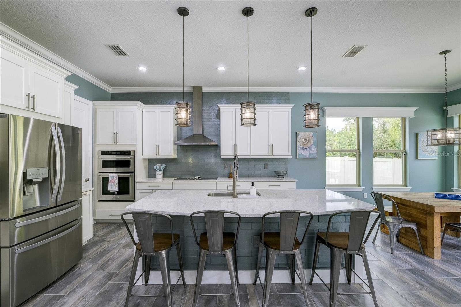 RAVEN CREST - Residential