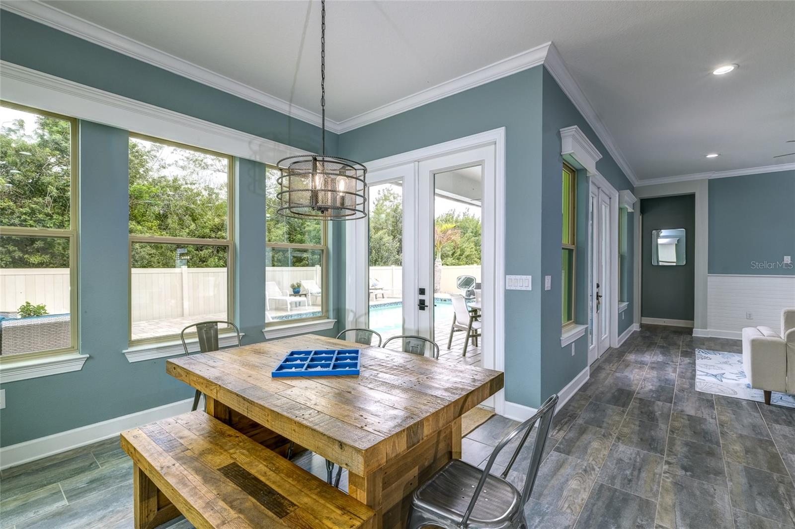 RAVEN CREST - Residential