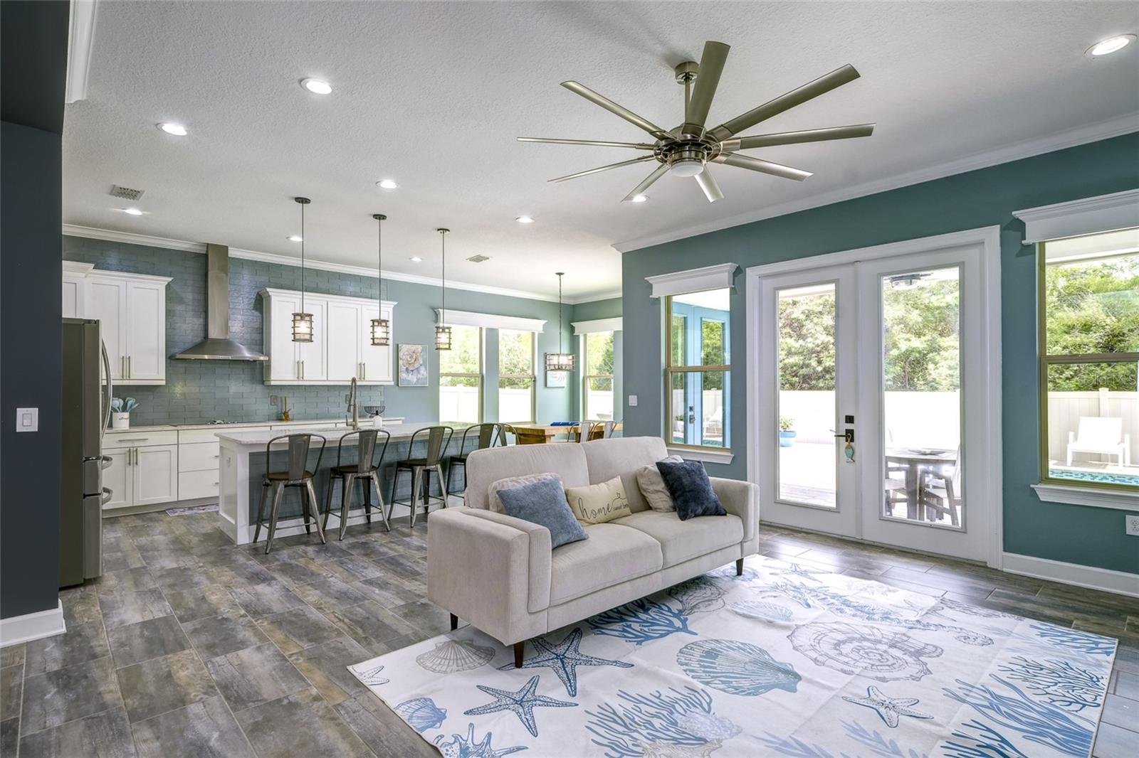 RAVEN CREST - Residential