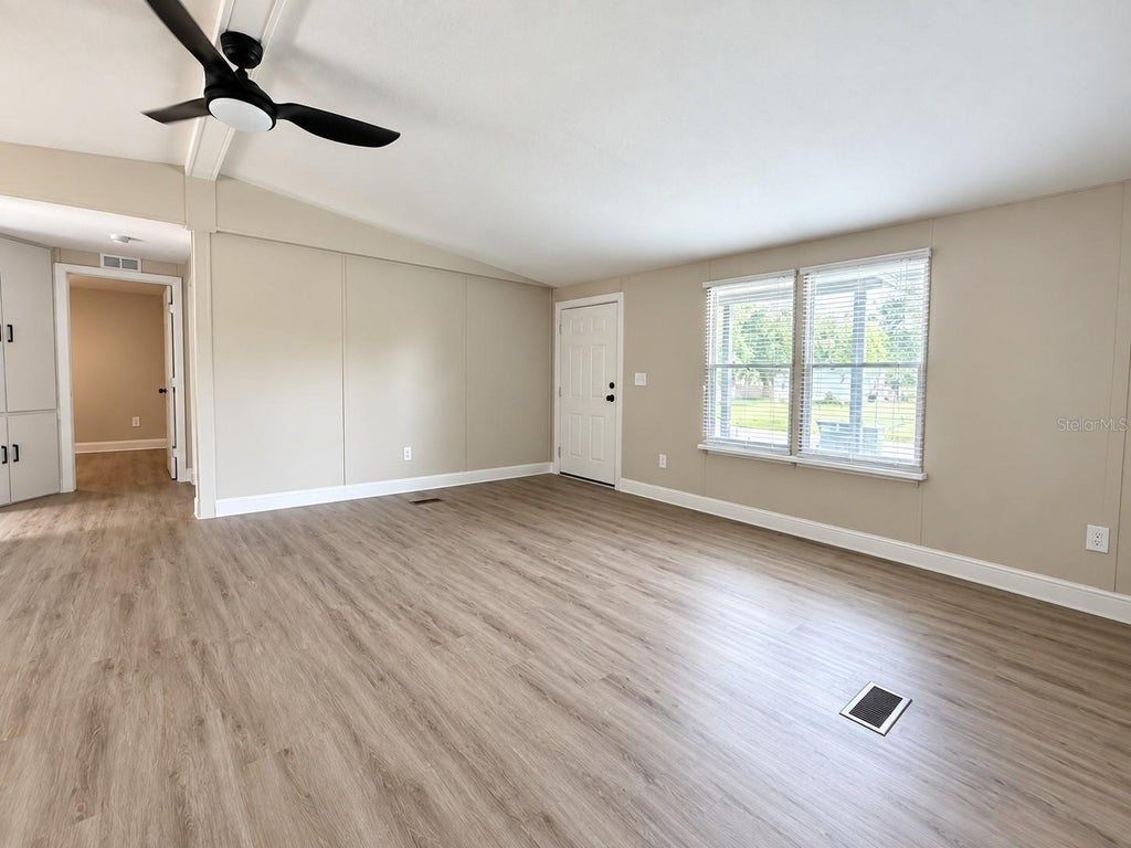 Photo of 4808 Rollinglen Loop W, Lakeland, FL 33810 (MLS # S5157116)