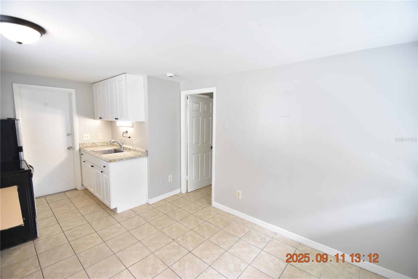 COLONIAL VILLAGE 1ST ADD - Residential Lease