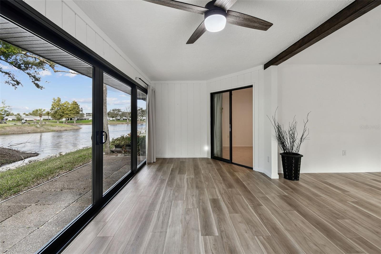 VALENCIA GARDEN III - Residential