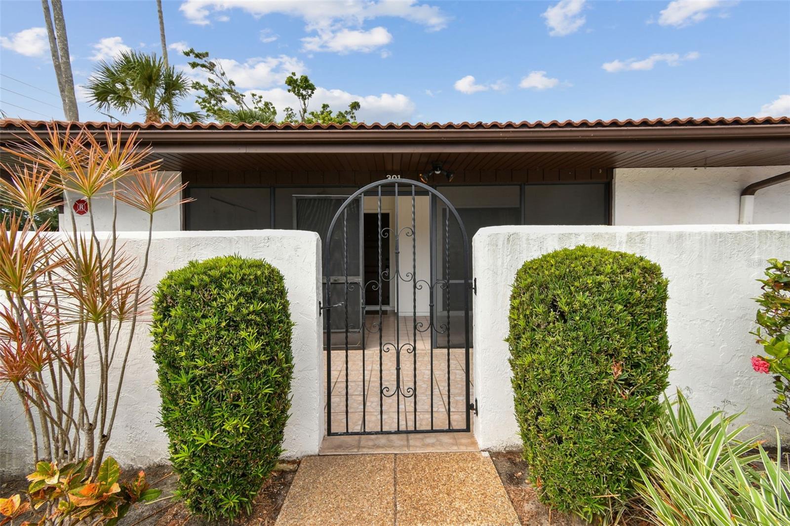 VALENCIA GARDEN III - Residential