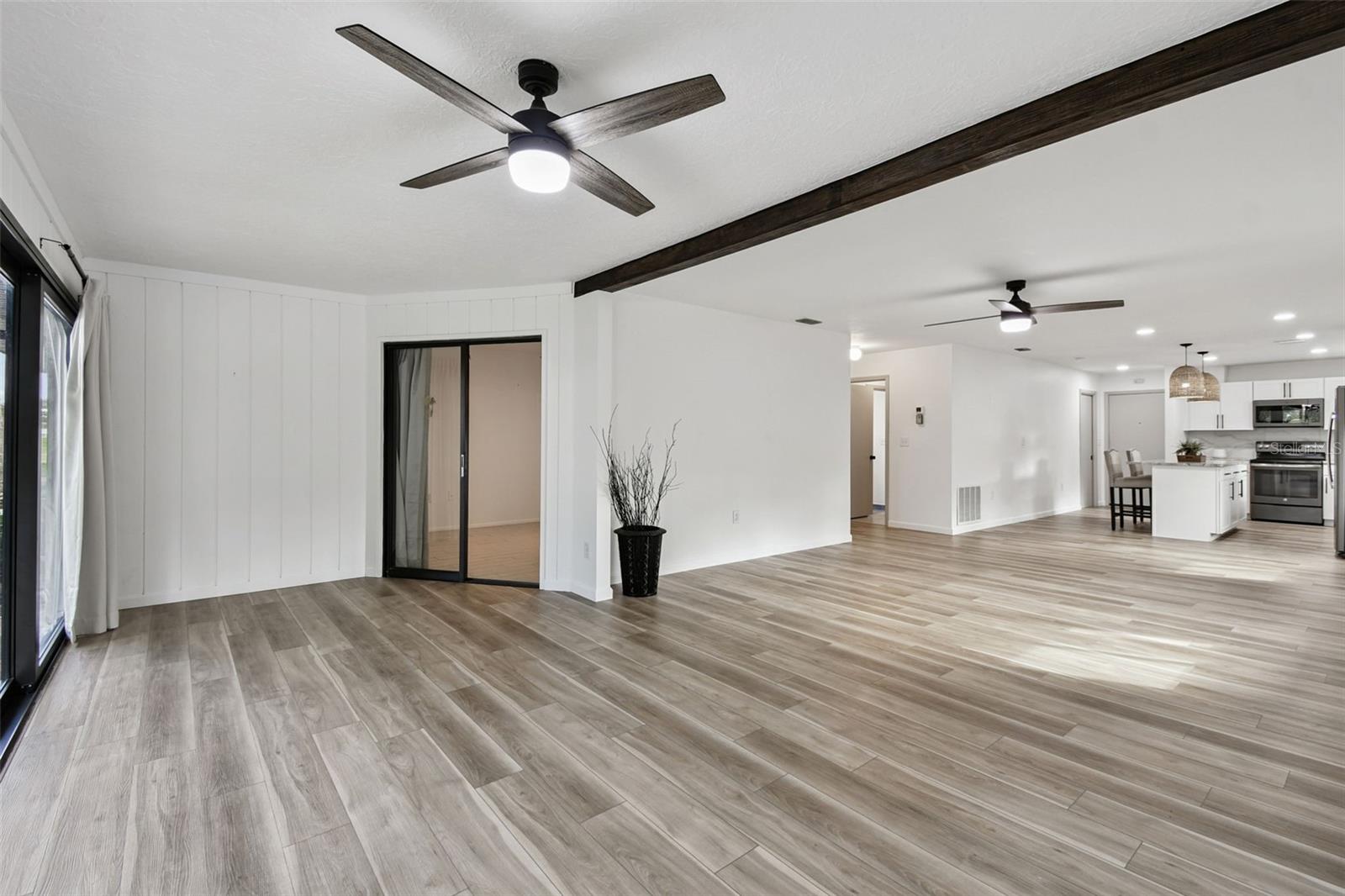 VALENCIA GARDEN III - Residential