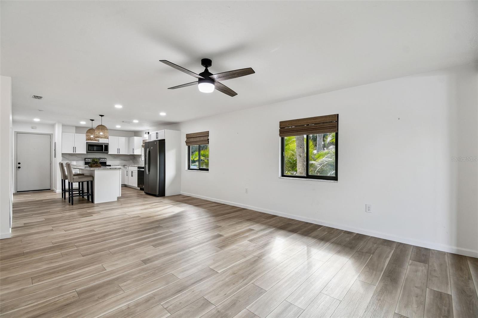 VALENCIA GARDEN III - Residential