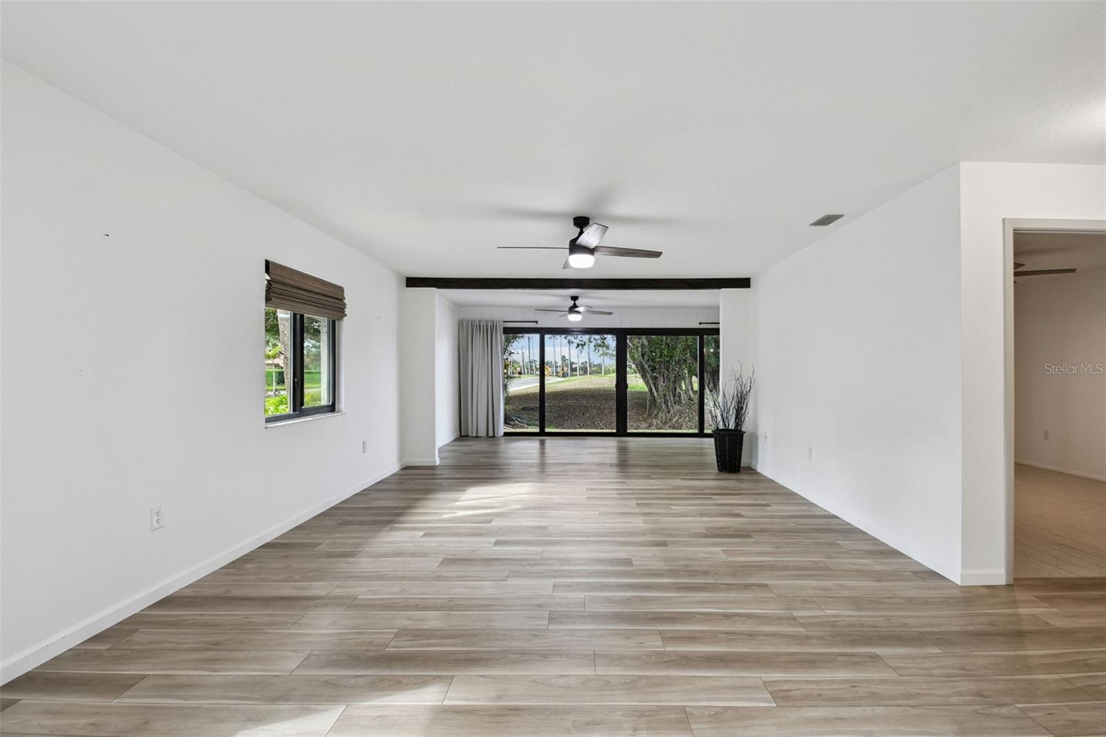 VALENCIA GARDEN III - Residential