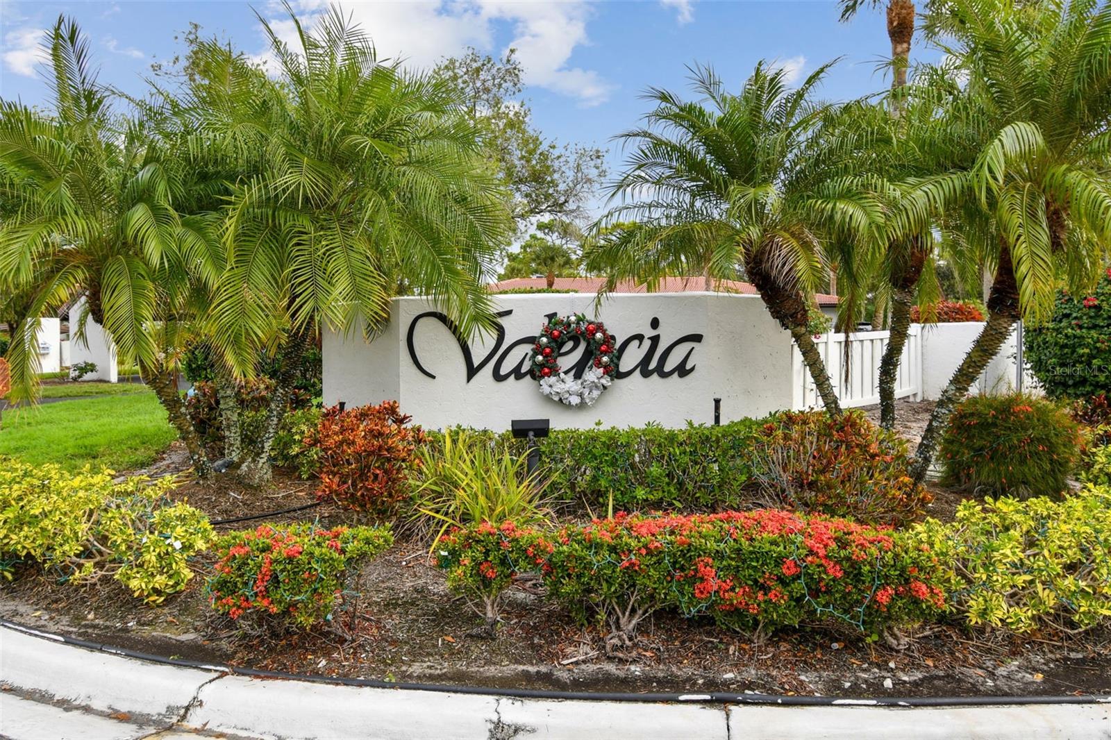 VALENCIA GARDEN III - Residential