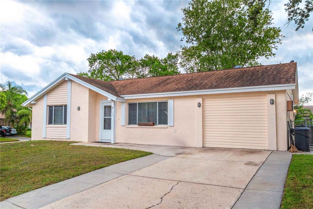 Photo of 12401 Gunstock Lane, Hudson, FL 34667 (MLS # W7888177)