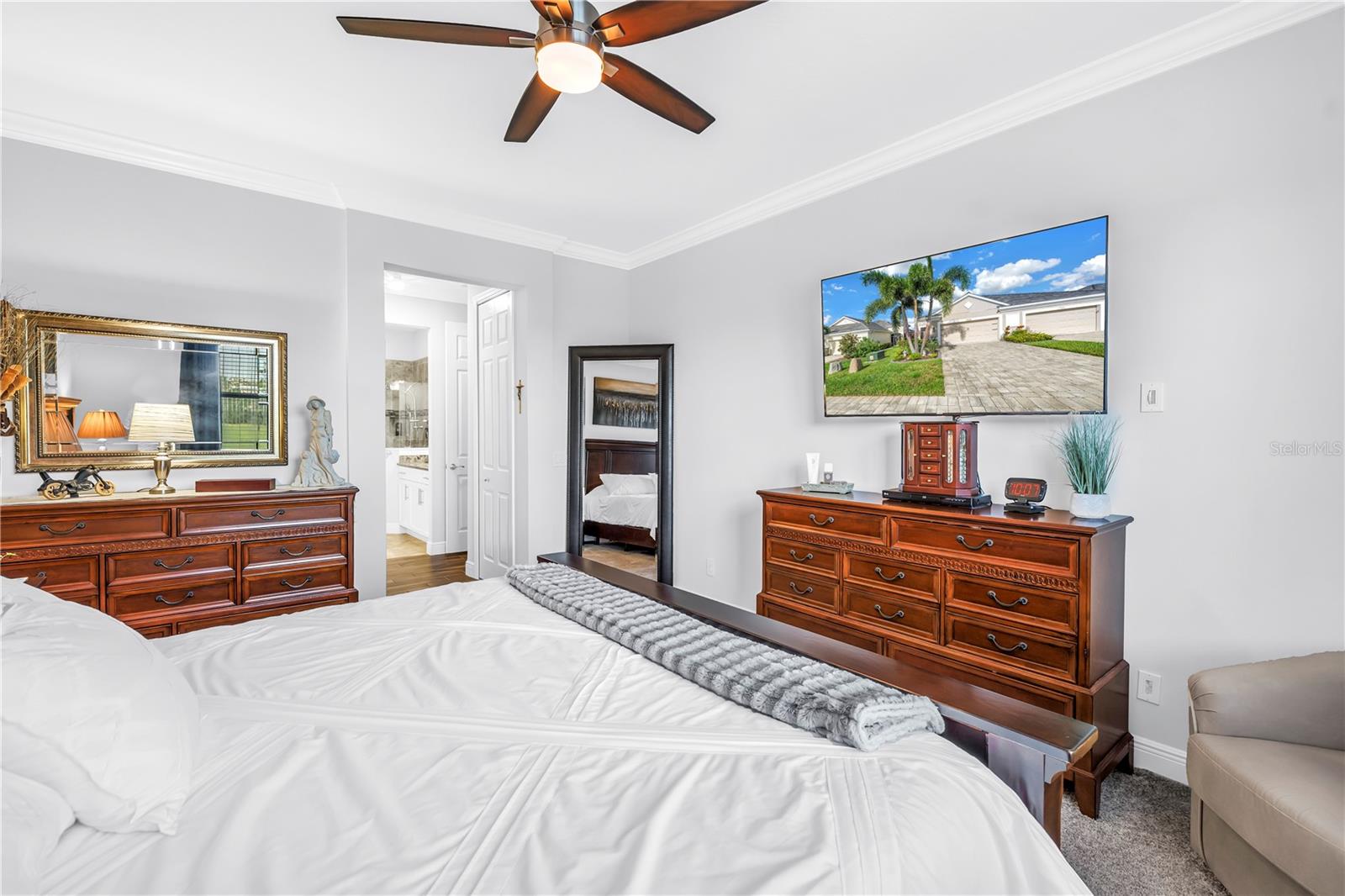 UNIVERSITY VILLAGE - Residential