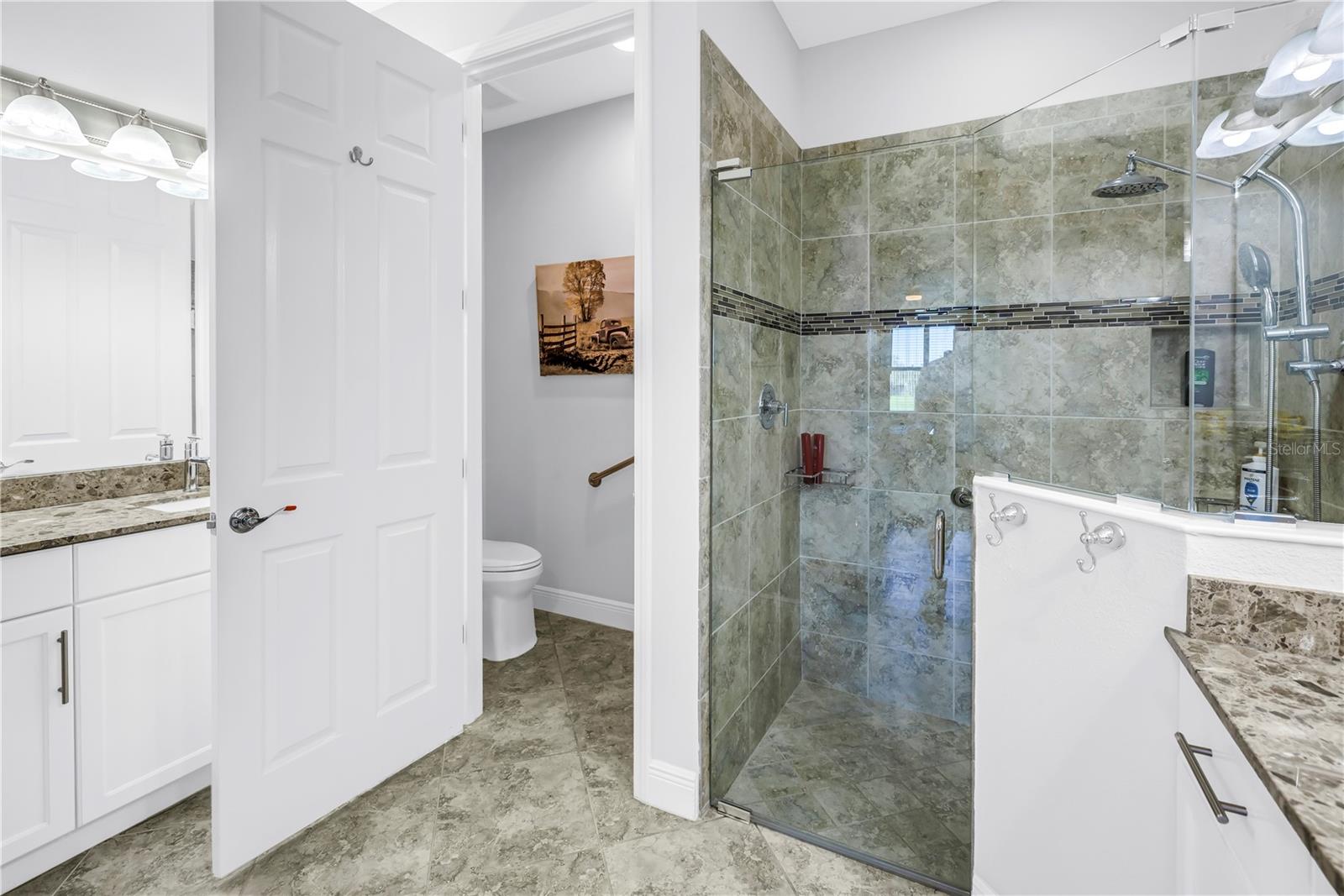 UNIVERSITY VILLAGE - Residential