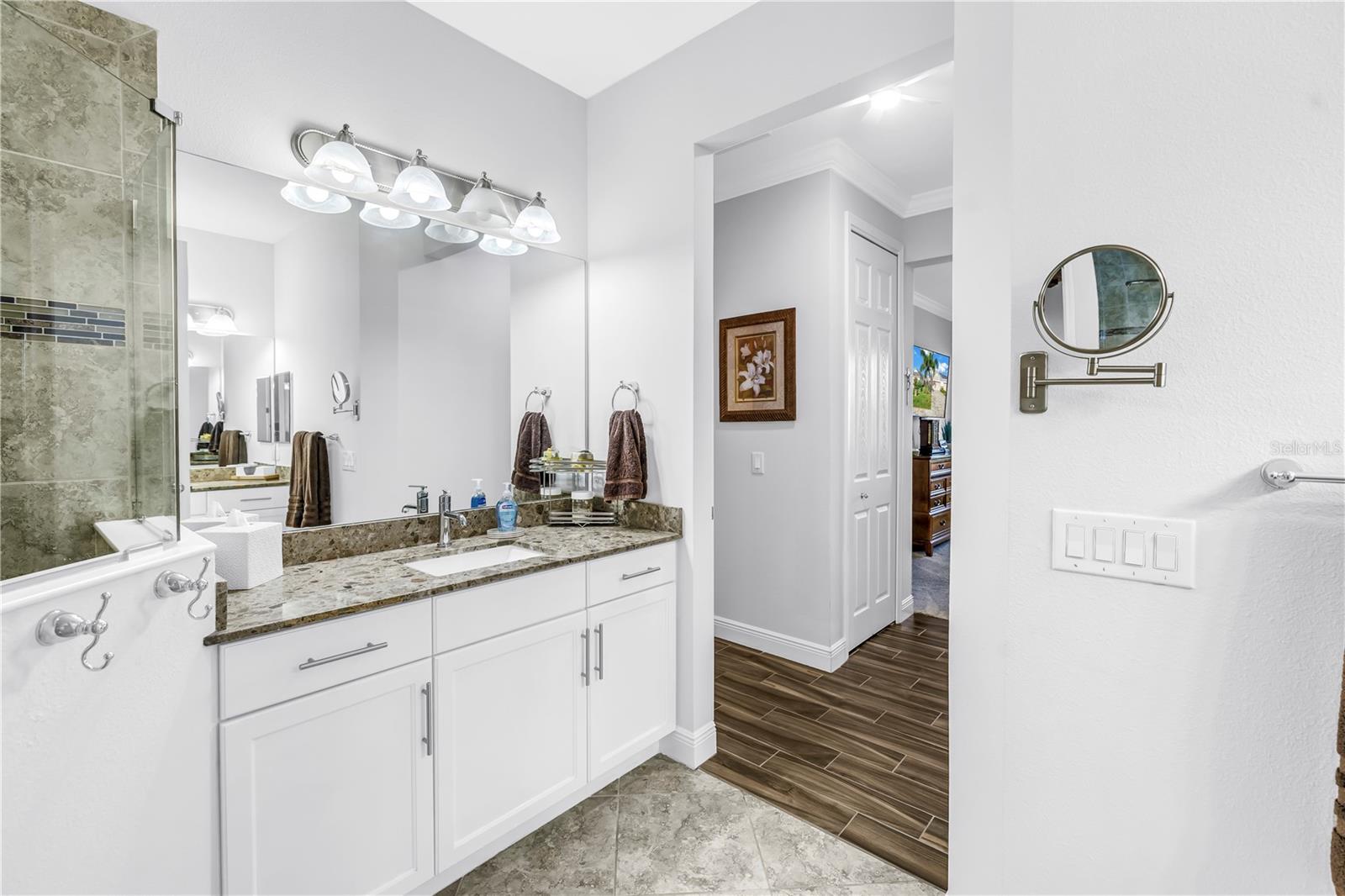 UNIVERSITY VILLAGE - Residential