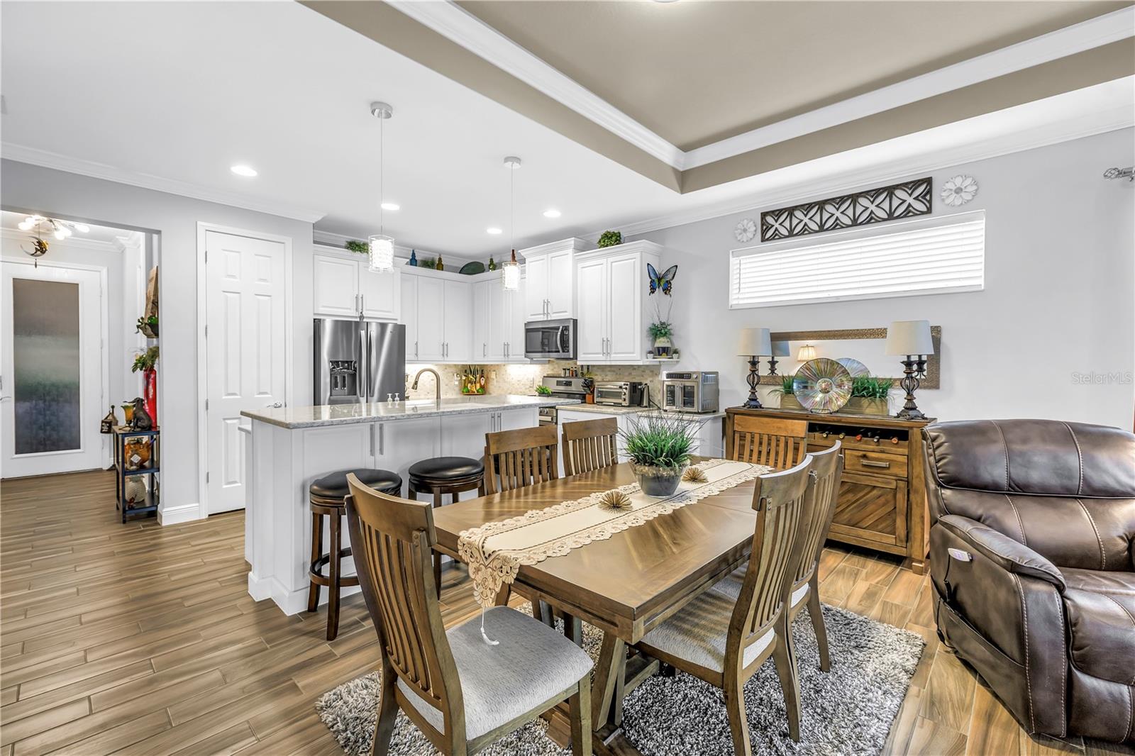 UNIVERSITY VILLAGE - Residential