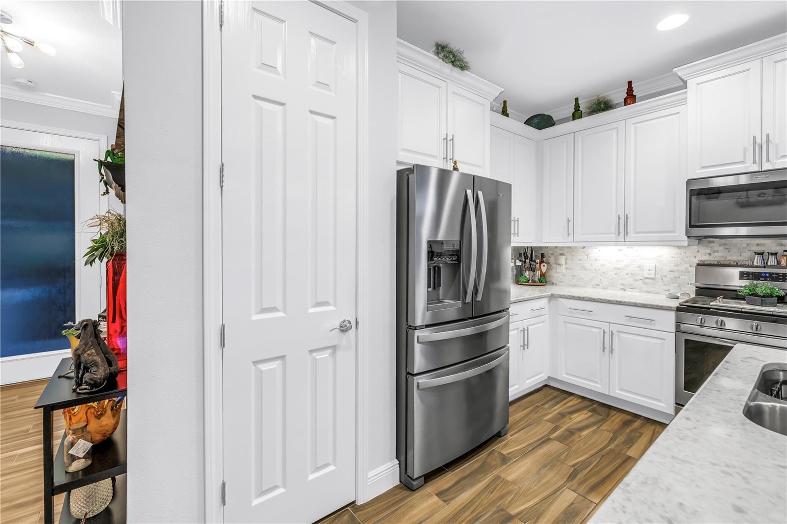 UNIVERSITY VILLAGE - Residential