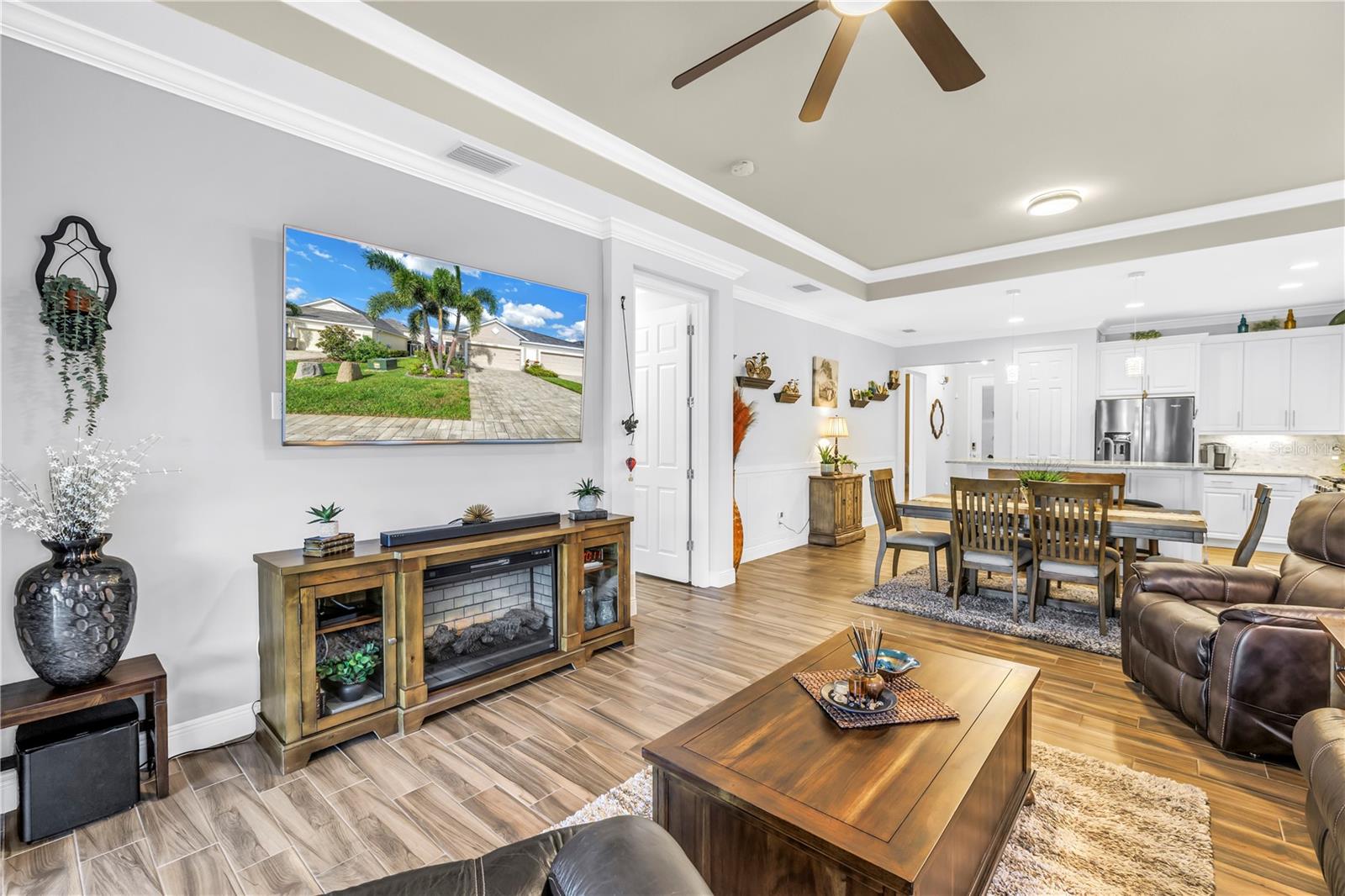 UNIVERSITY VILLAGE - Residential