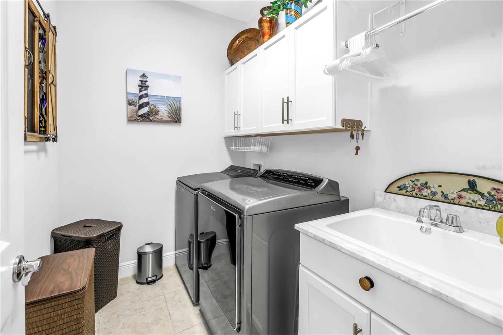 UNIVERSITY VILLAGE - Residential