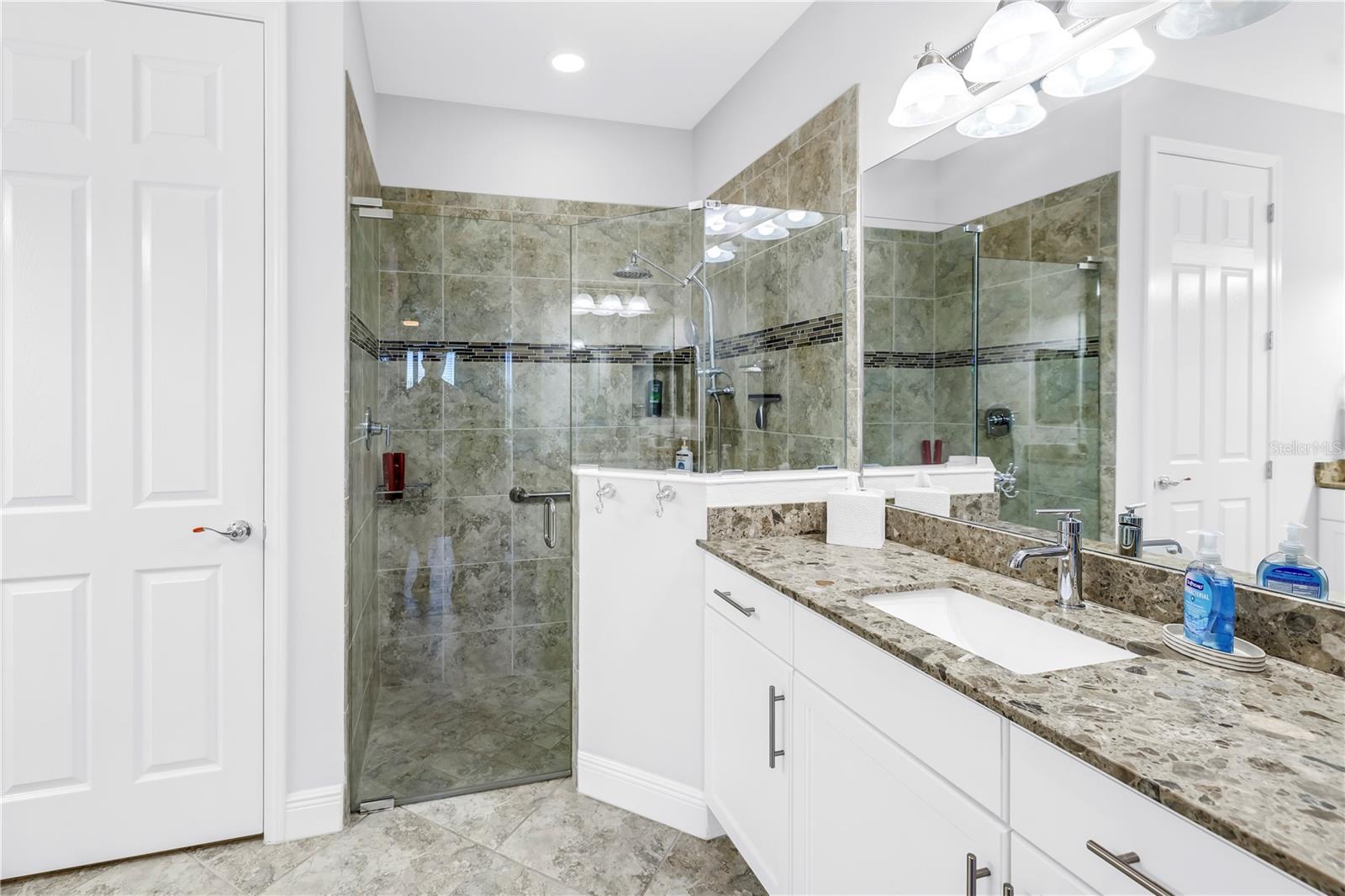 UNIVERSITY VILLAGE - Residential