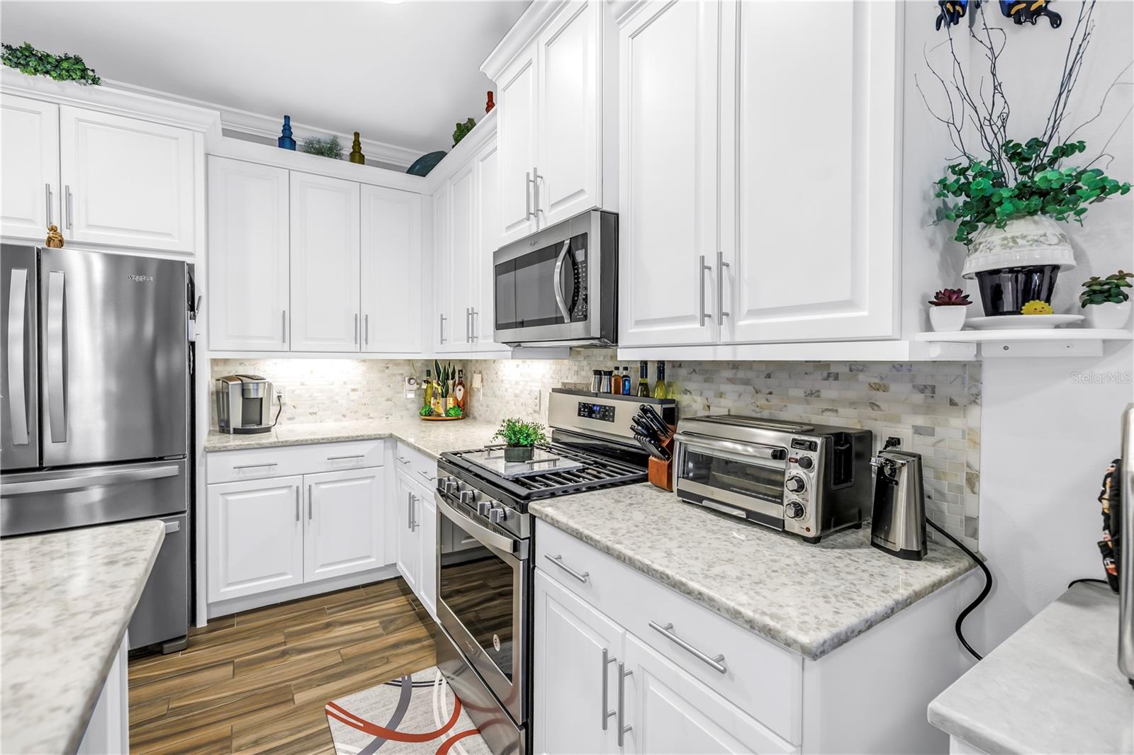 UNIVERSITY VILLAGE - Residential