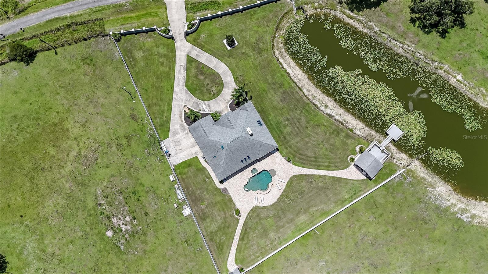 7301 LOGHOUSE ROAD