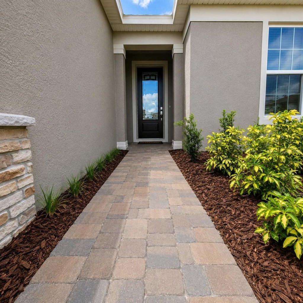 Photo of 17391 Saw Palmetto Avenue, Clermont, FL 34714 (MLS # S5154637)