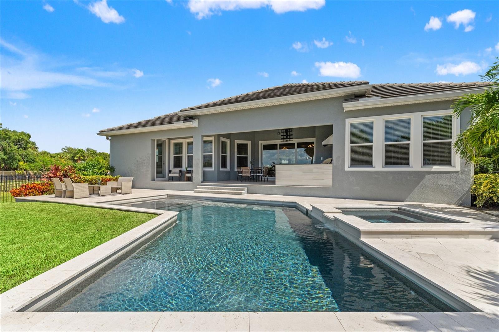 COVE AT ROCKY POINT - Residential