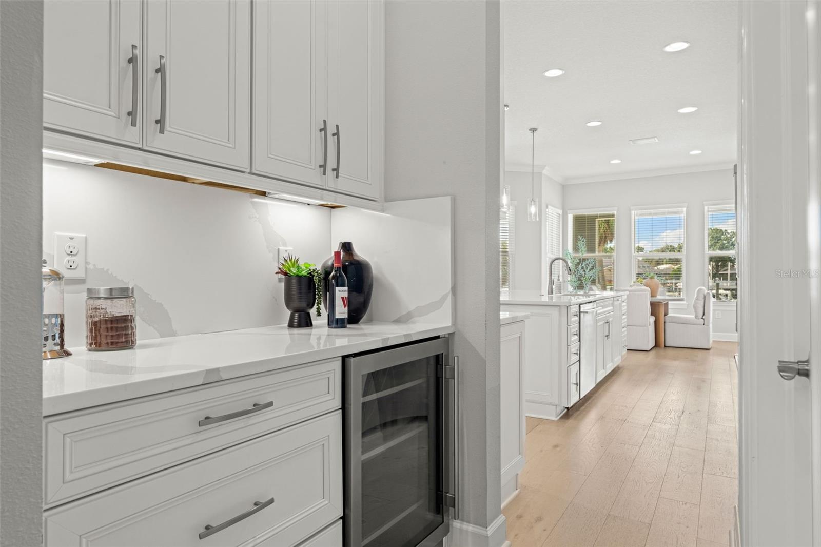 COVE AT ROCKY POINT - Residential