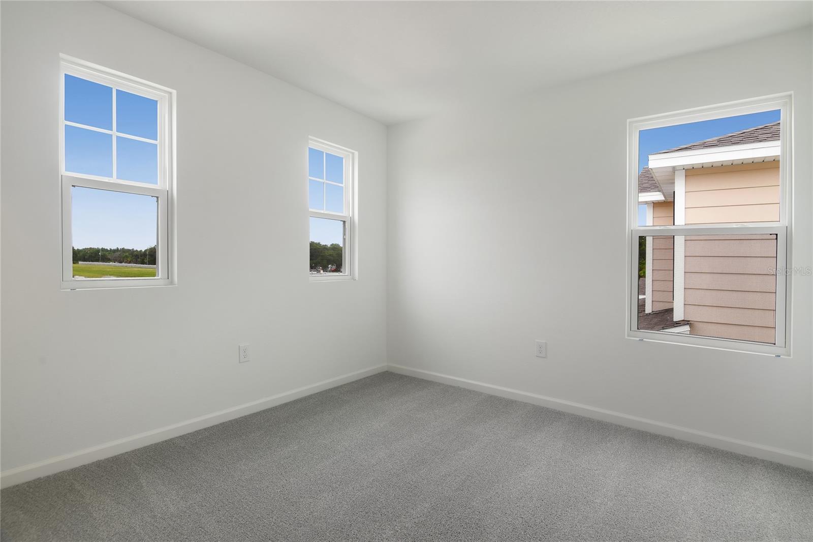 SEASONS AT MAGNOLIA POINTE - Residential