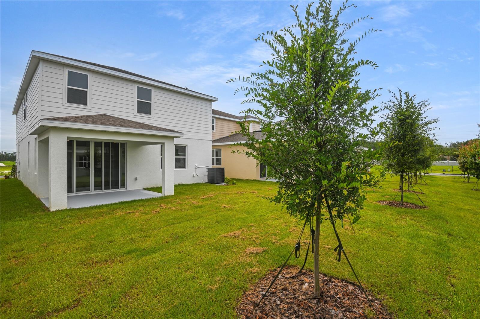 SEASONS AT MAGNOLIA POINTE - Residential