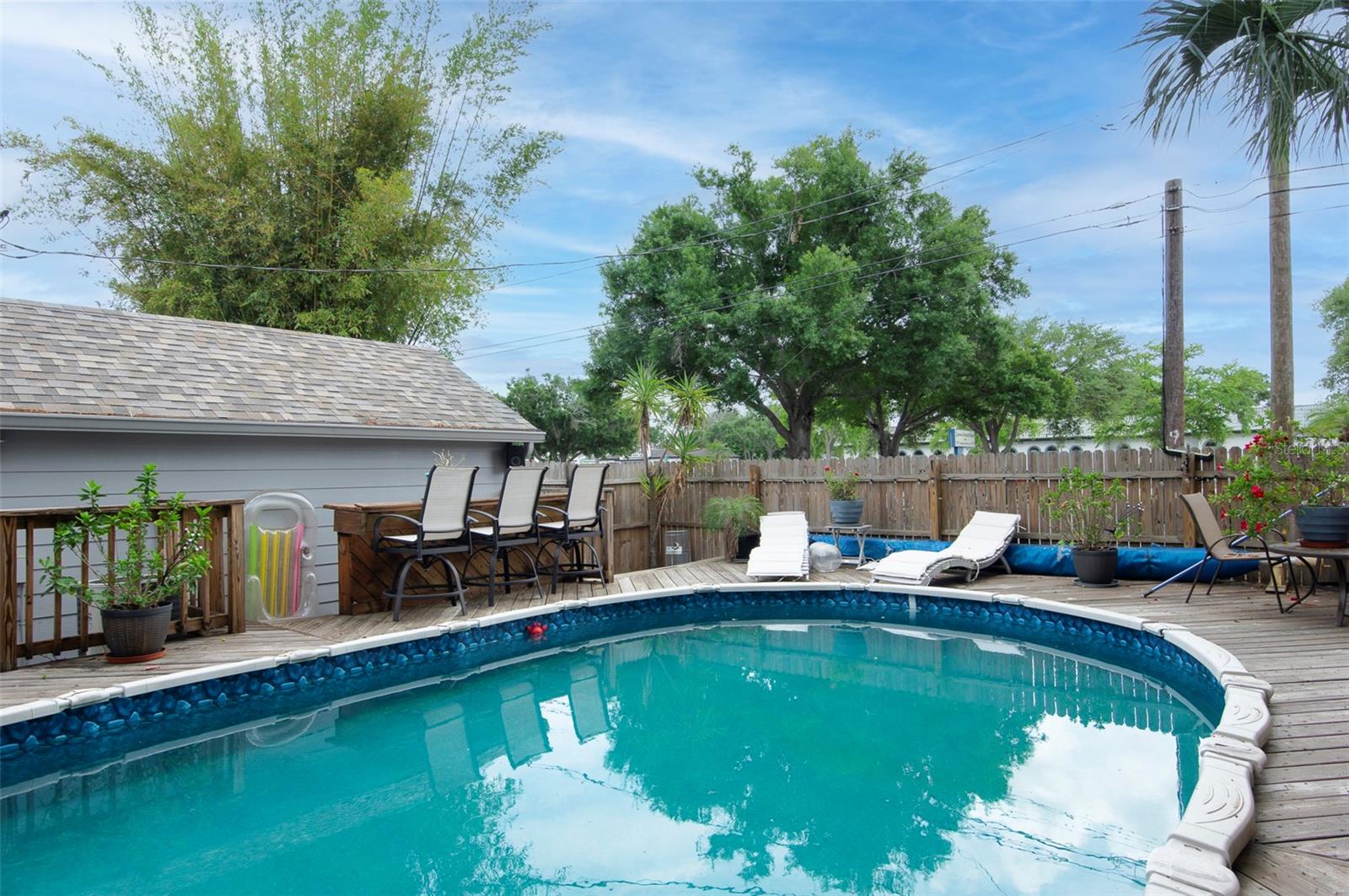 INTER BAY - Residential