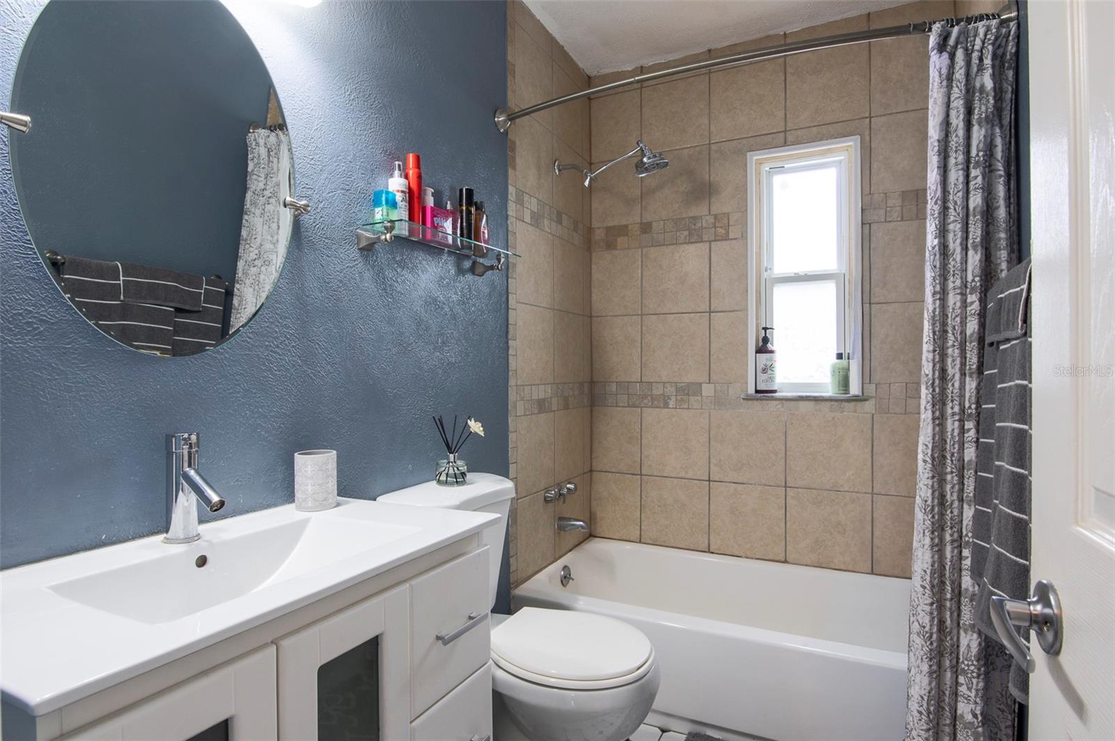 INTER BAY - Residential