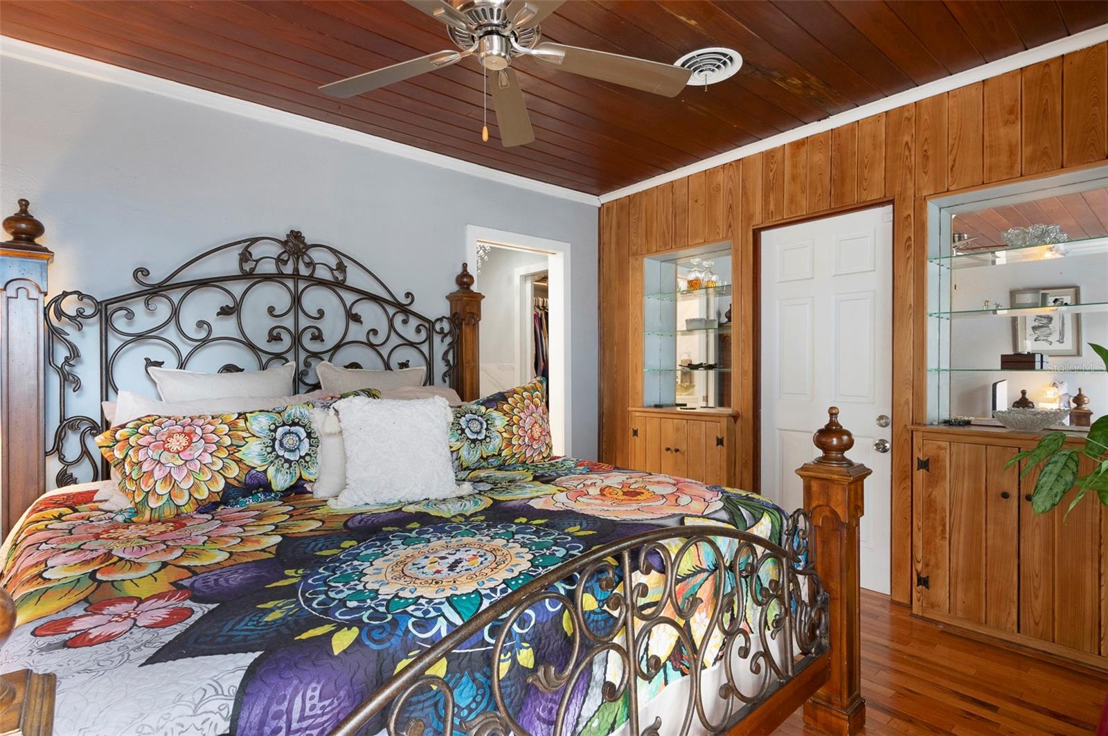 INTER BAY - Residential