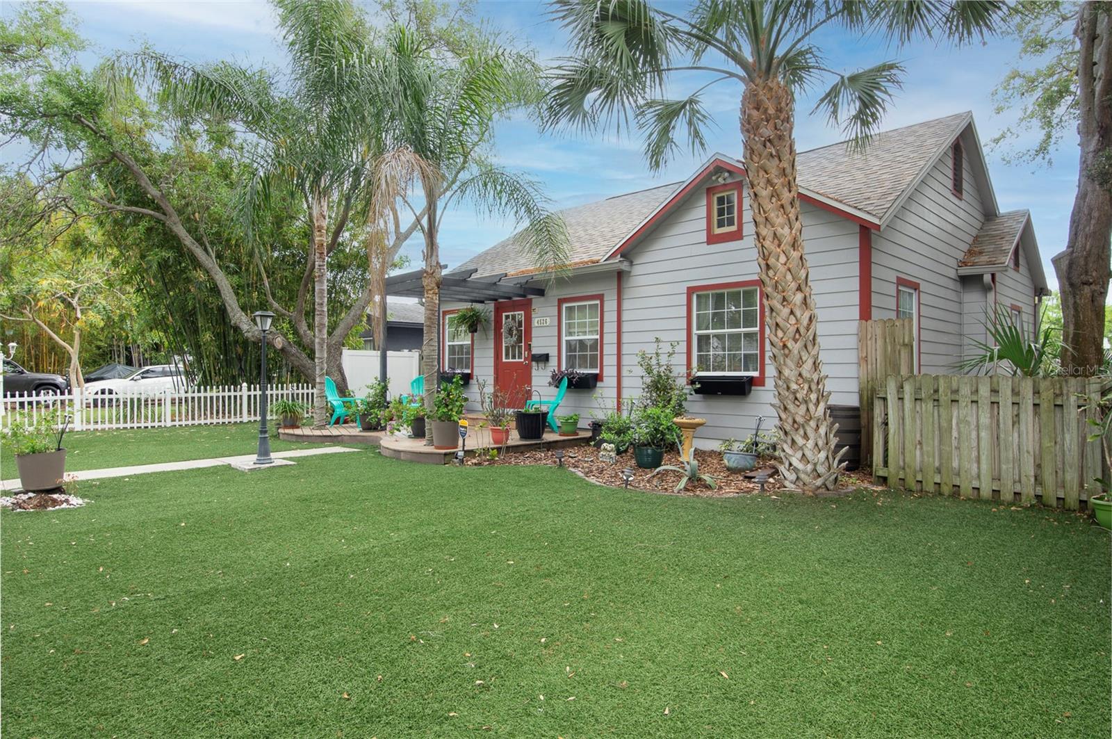 INTER BAY - Residential