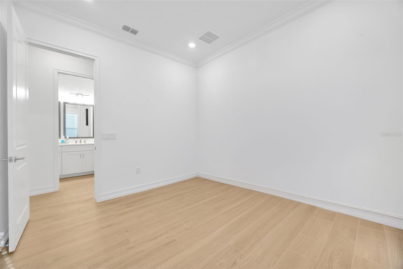 TARRAMOR - Residential