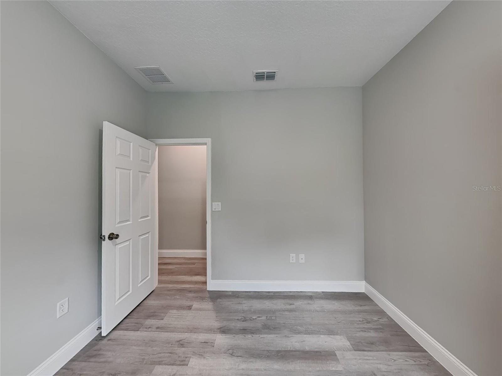 CITRUS SPGS UNIT 20 - Residential Lease