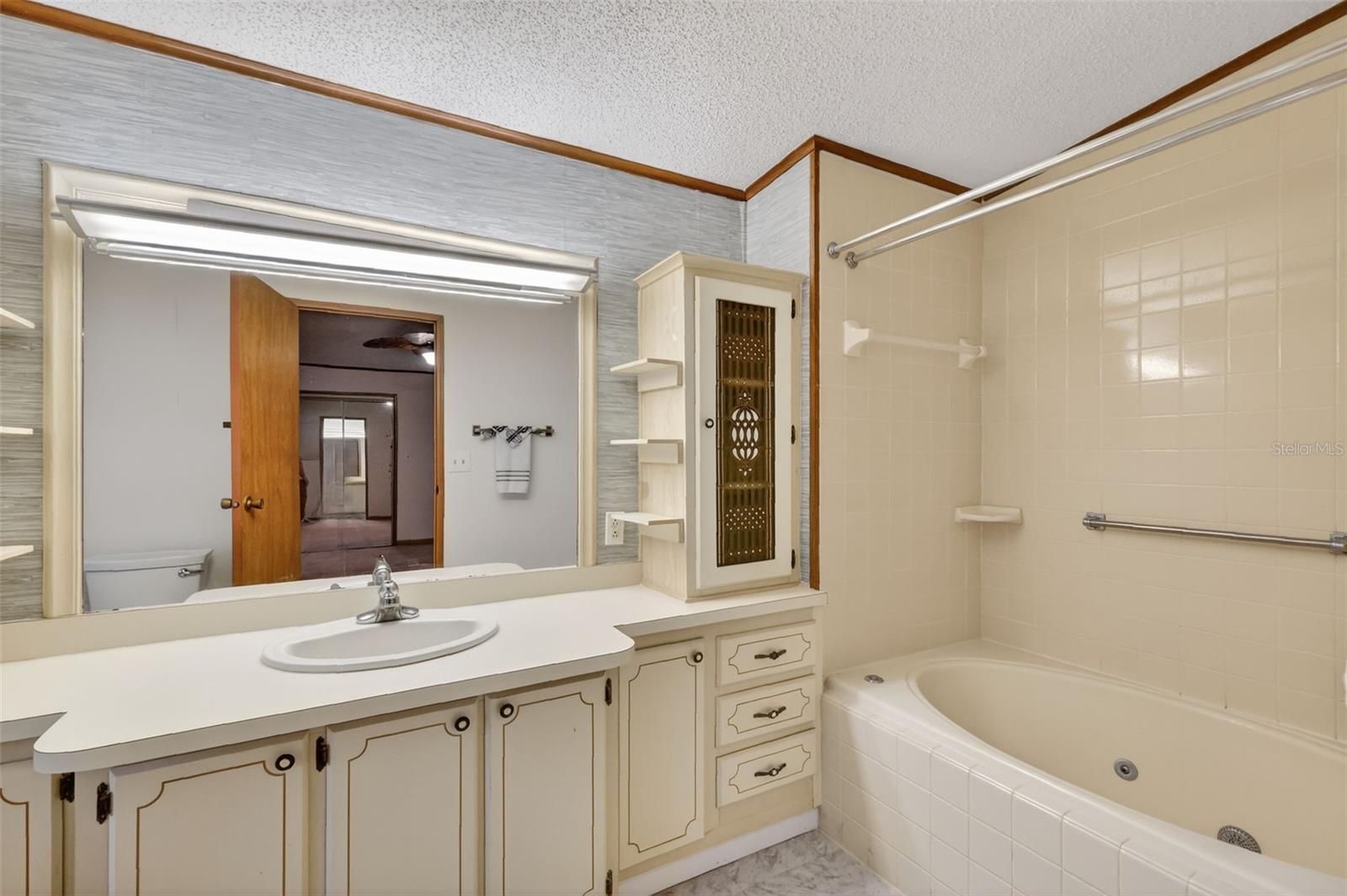 PLANTATION AT LEESBURG - Residential