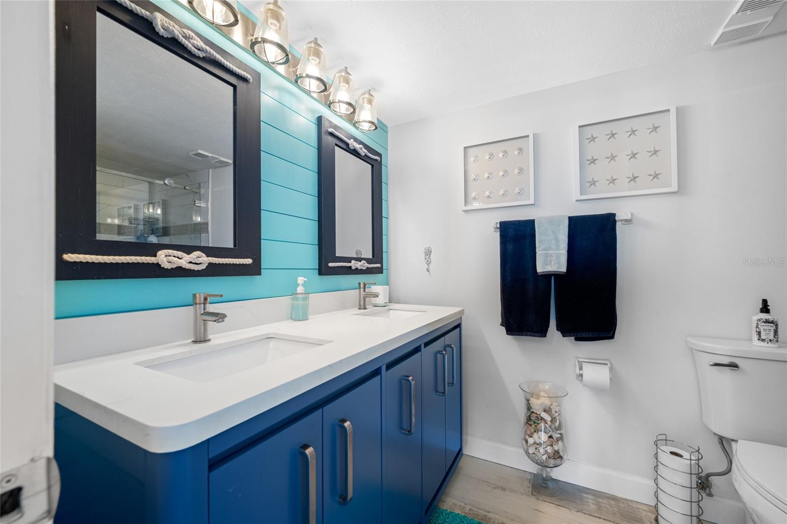 BAHIA VISTA - Residential