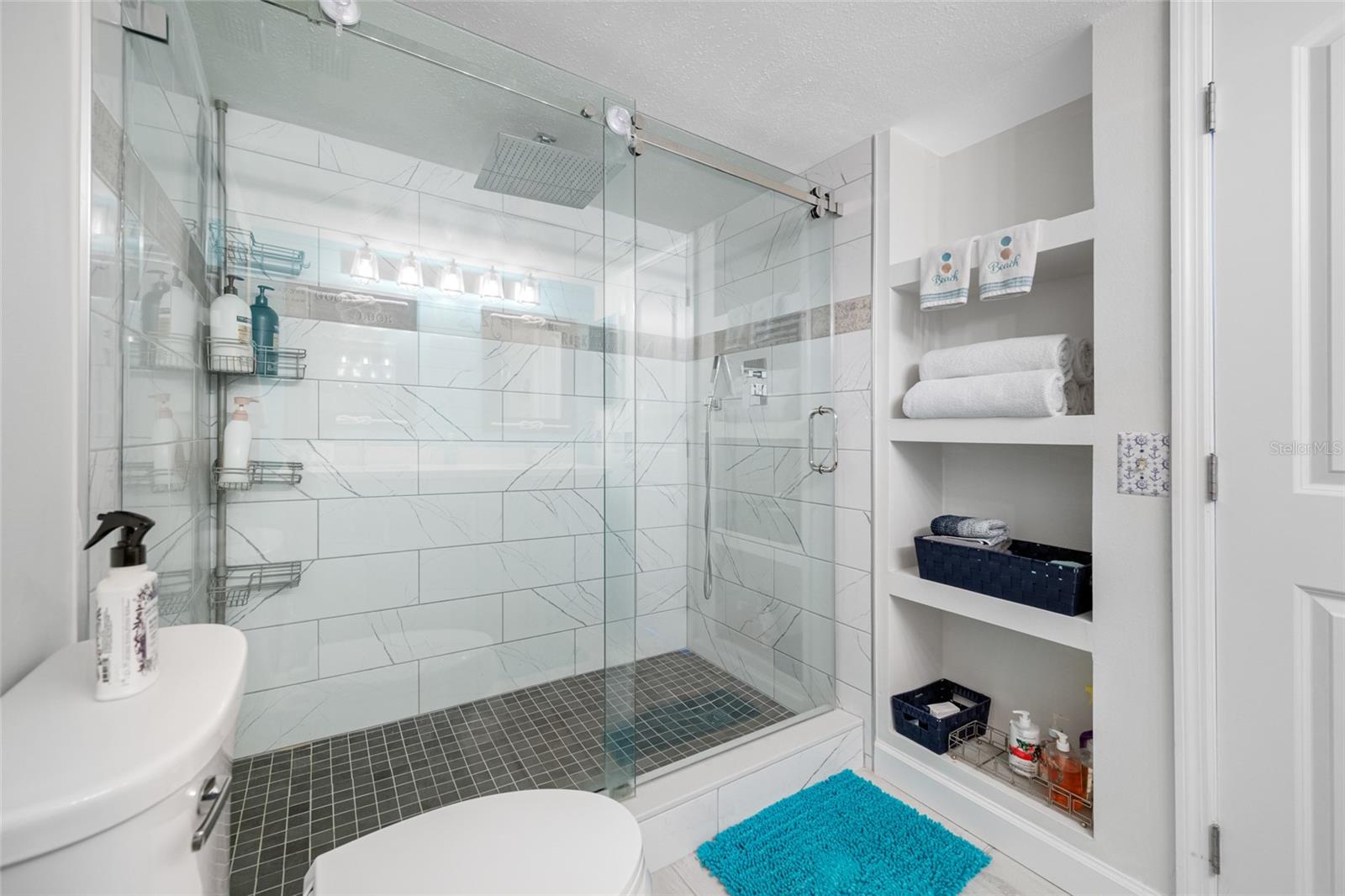 BAHIA VISTA - Residential